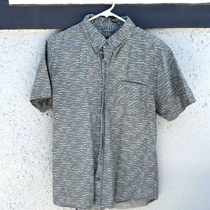 United By Blue Men’s Short Sleeve Button Down